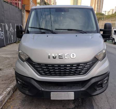 IVECO DAILY 3.0 TURBO DIESEL 35-150 CHASSI CS MANUAL IVECO DAILY 3.0 TURBO DIESEL 35-150 CHASSI CS MANUAL